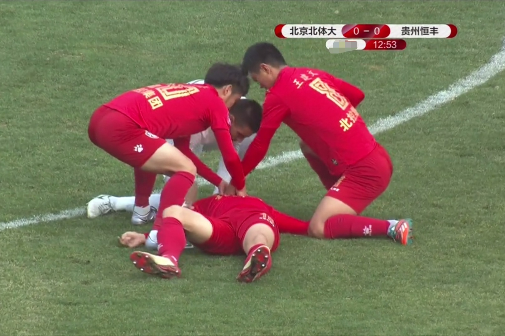 圣保罗战胜贵州恒丰，积分稳步上升，掌声雷动