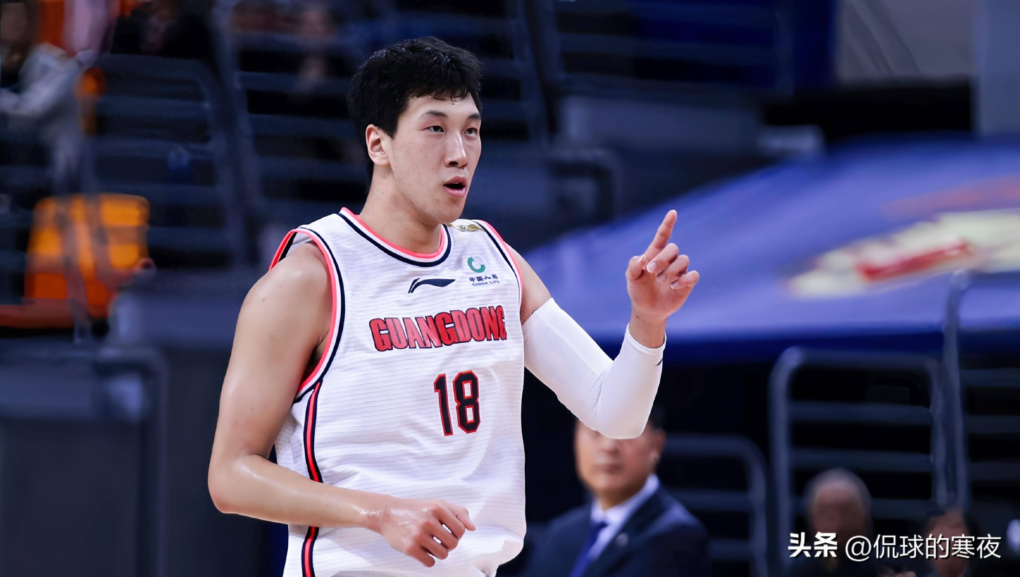 吉林队客场战胜对手,积极备战淘汰赛,掌声雷动 吉林队客场战胜对手,积极备战淘汰赛,掌声雷动