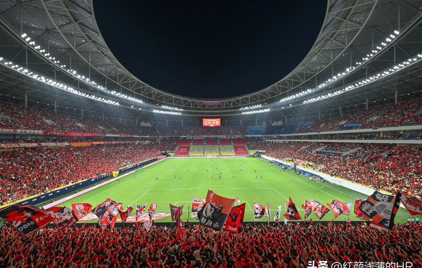 胜负未卜的对决将带给球迷们一场精彩大战，引发热议