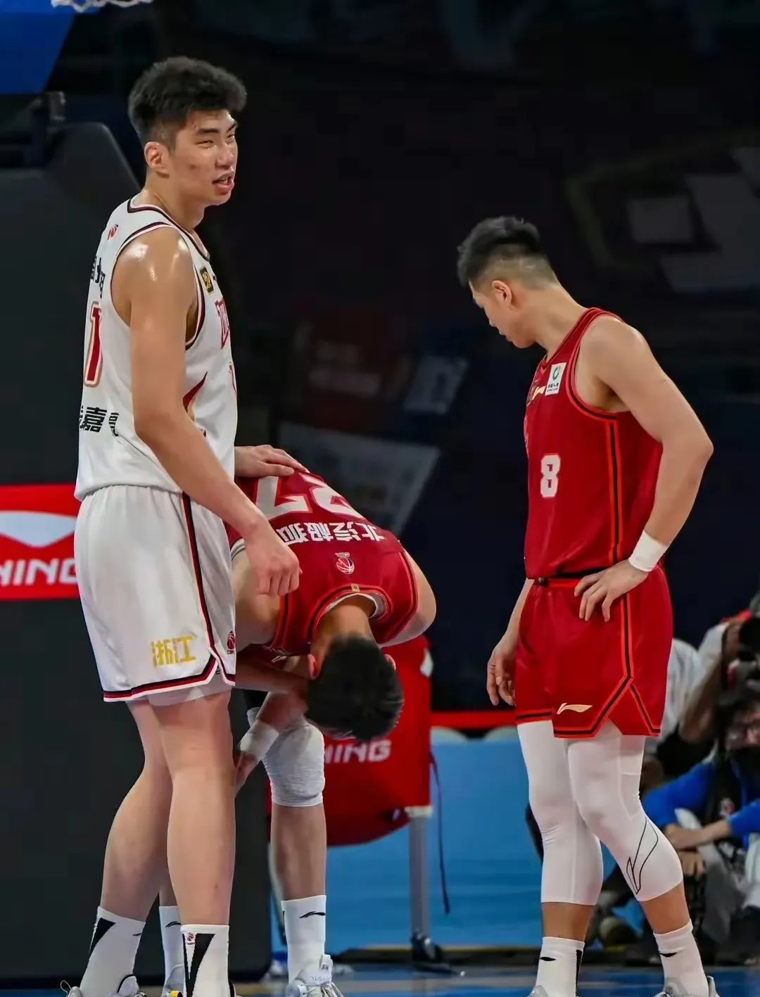 包含山西队鏖战骑士，周琦高光表现的词条