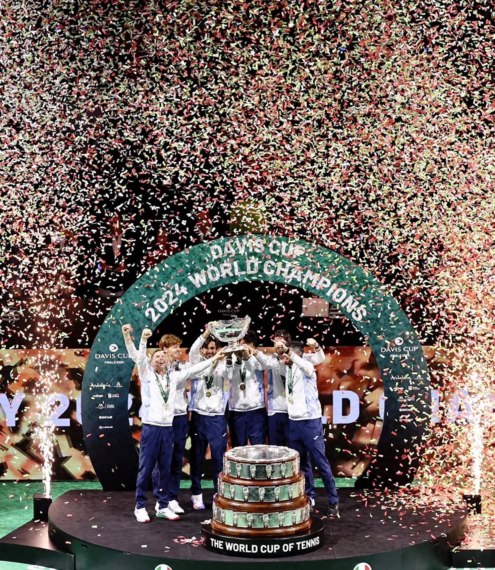 开云体育平台APP-年终总决赛鏖战戴维斯杯，辛纳点燃赛场的简单介绍