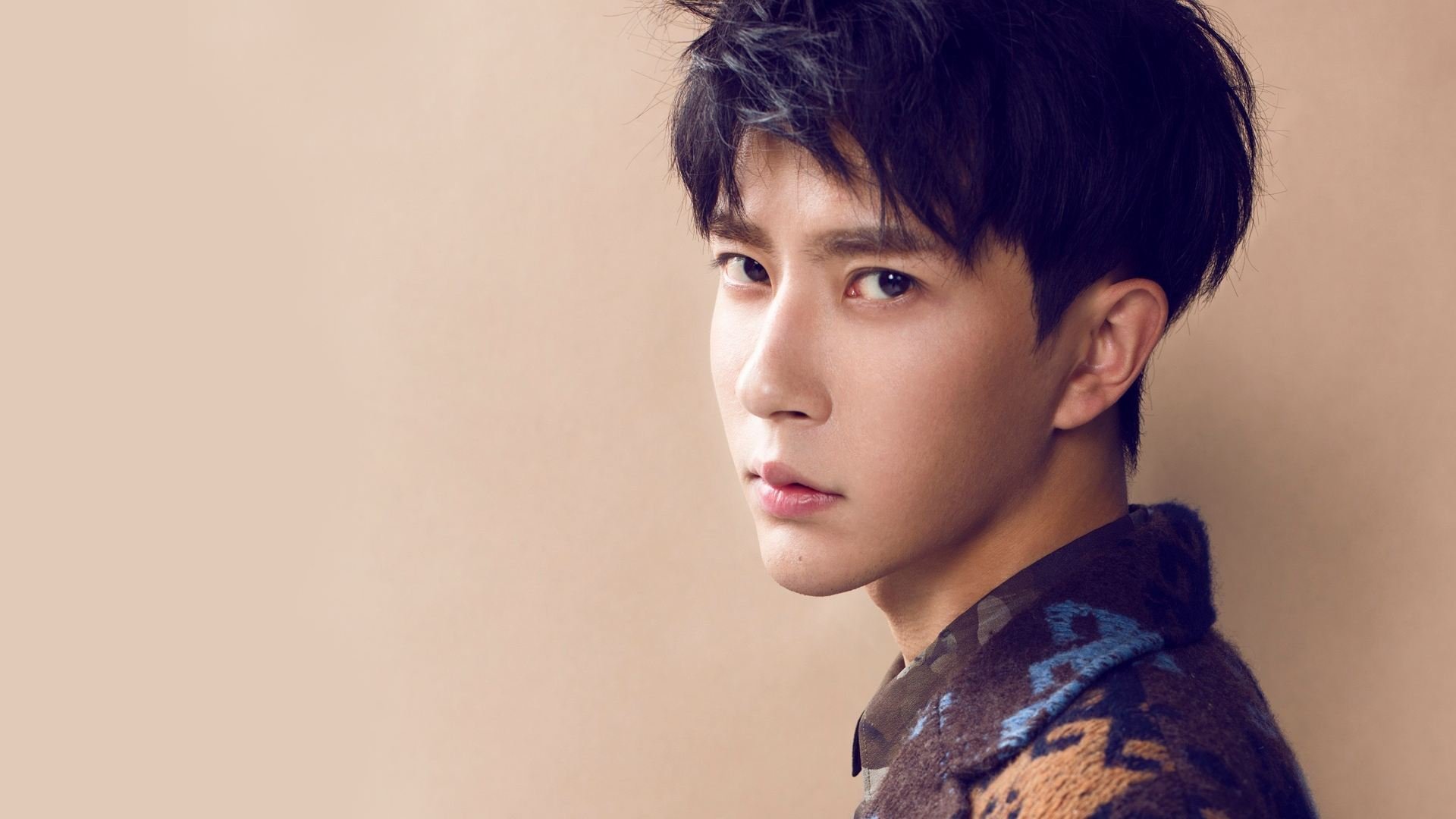 F1轰鸣之夜，弗拉霍维奇化身绿茵一号车手，他用进球与领袖力带动全队新赛季节奏