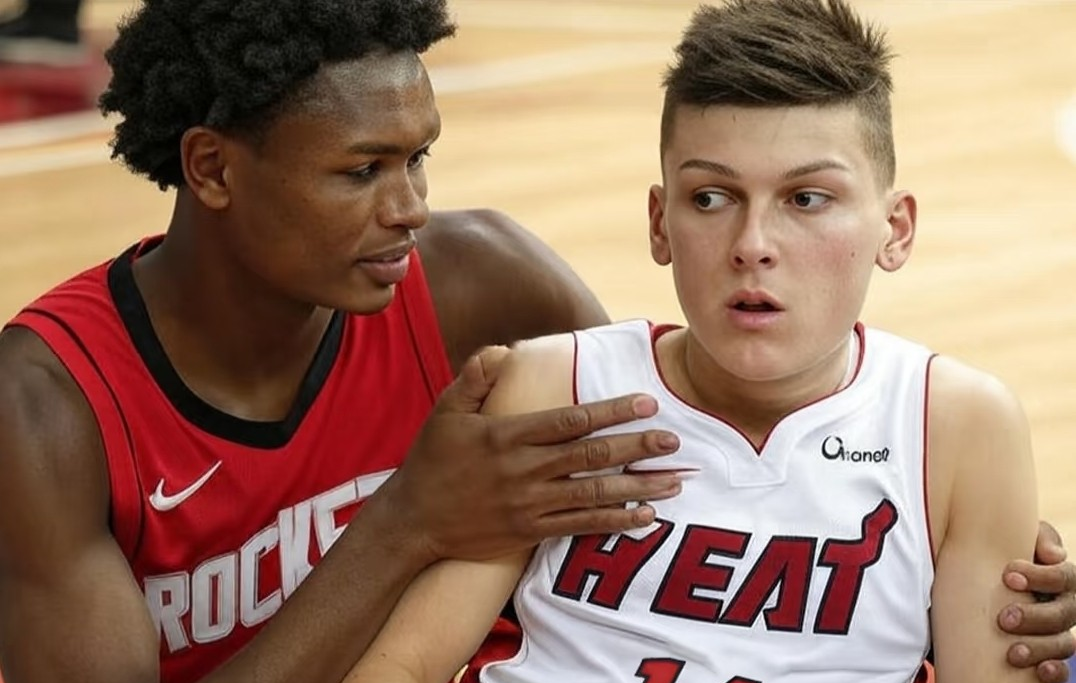 开云体育app-凯尔特人鏖战火箭，范弗利特带队取胜