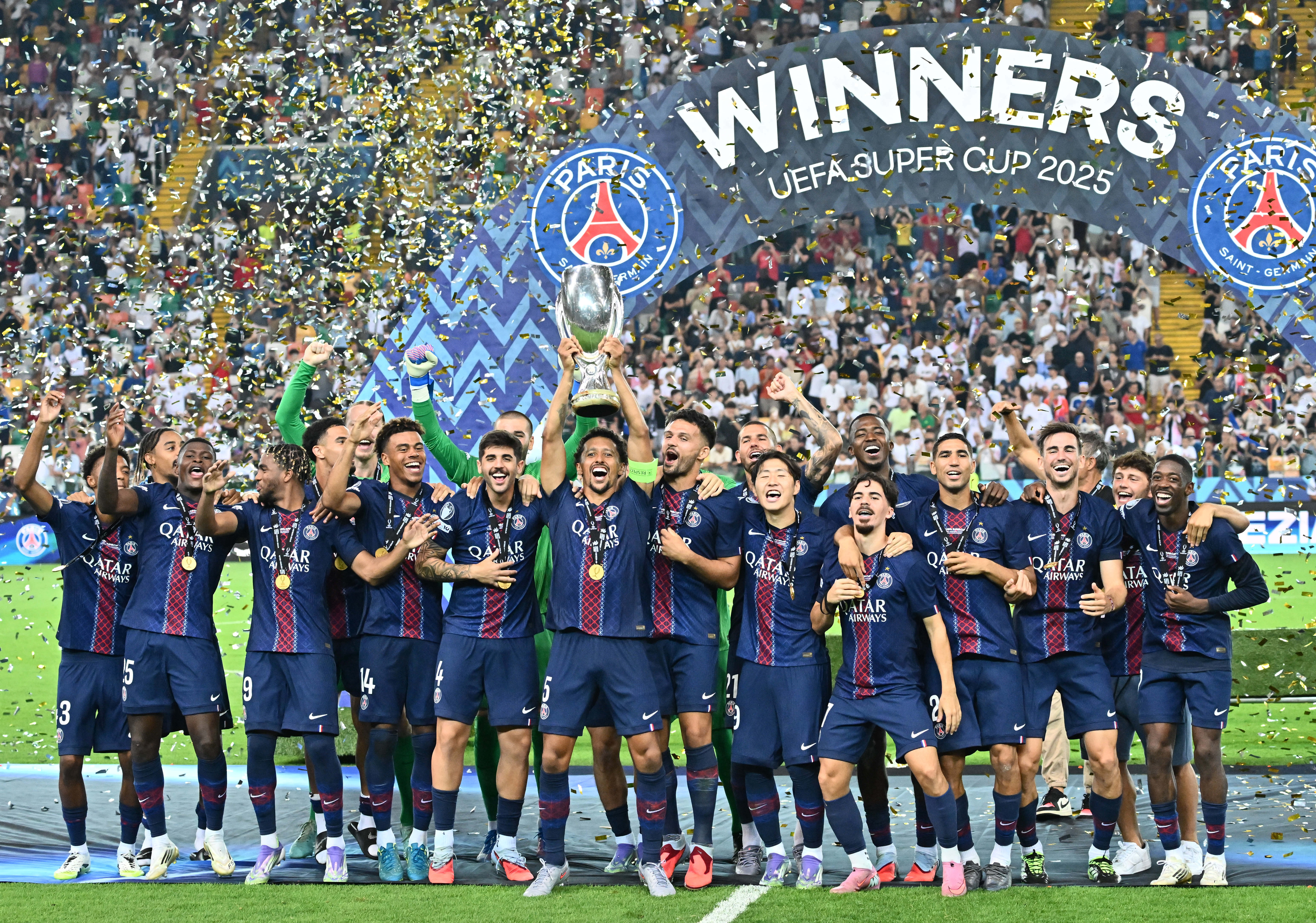 塞内加尔完胜巴黎，若日尼奥带队取胜